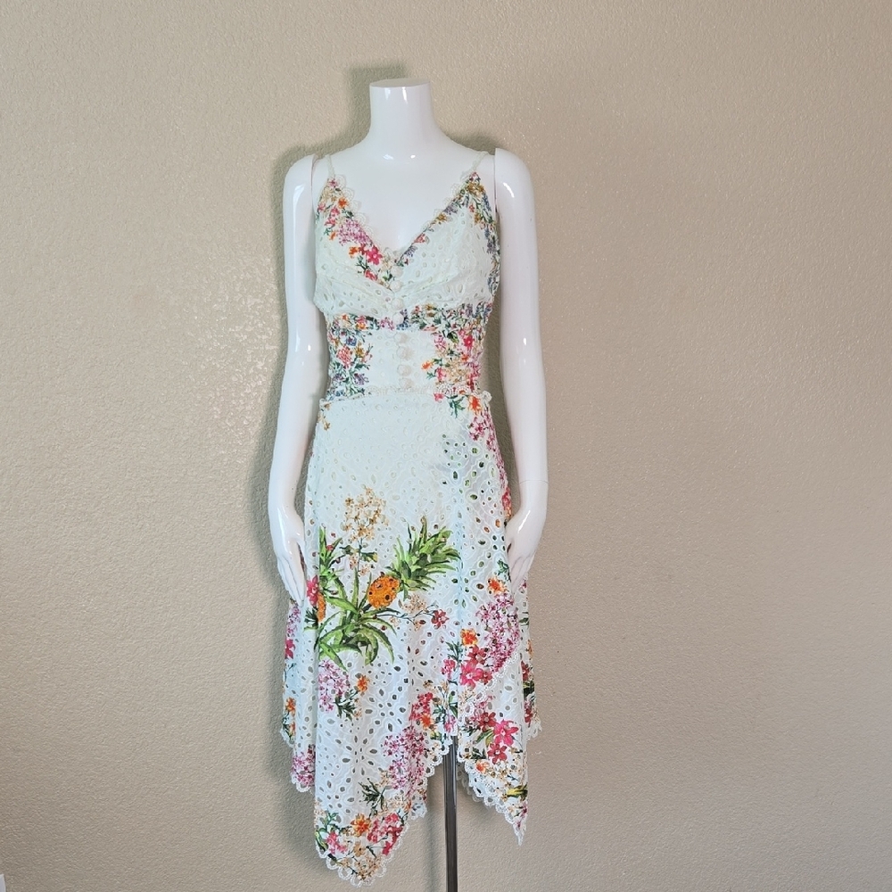 FARM Rio Asymmetrical Dress with Floral Patterns - Picture 7 of 13